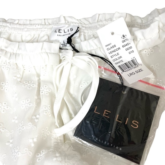 NWT Le Lis White Smocked Eyelet Romper Large - Picture 10 of 12